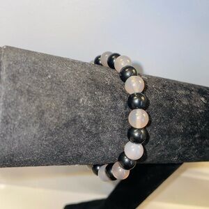 Handmade grey agate and black glass beaded bracelet